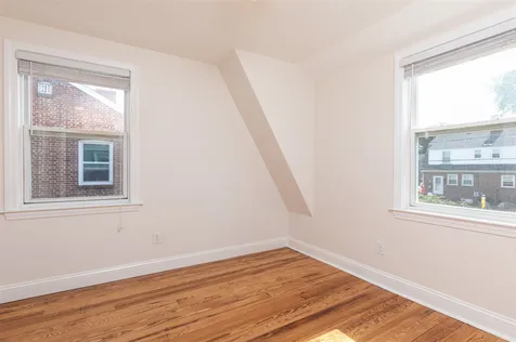 131 Porpoise Way Portsmouth NH 03801