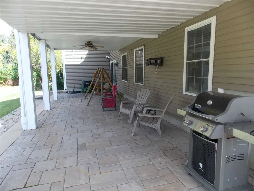 50 Range Road Windham NH 03087
