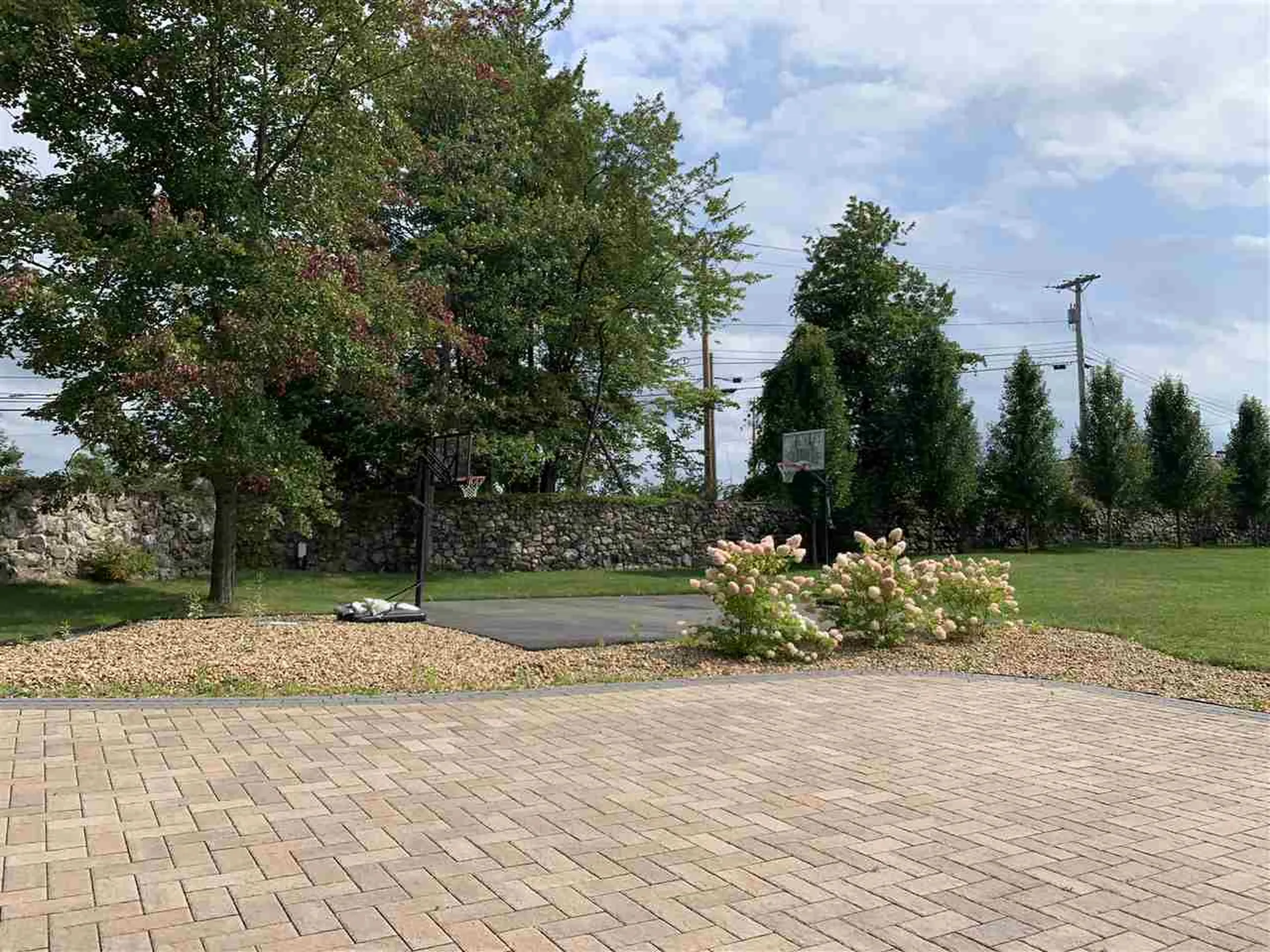 50 Range Road Windham NH 03087