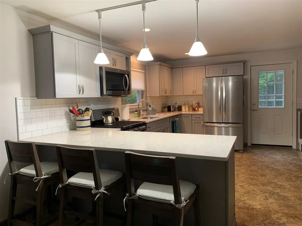 16 Gould Road Canaan NH 03741