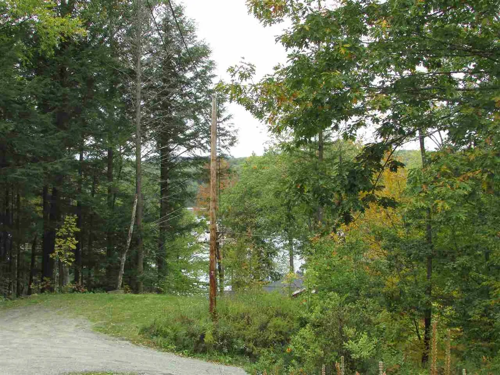 16 Gould Road Canaan NH 03741