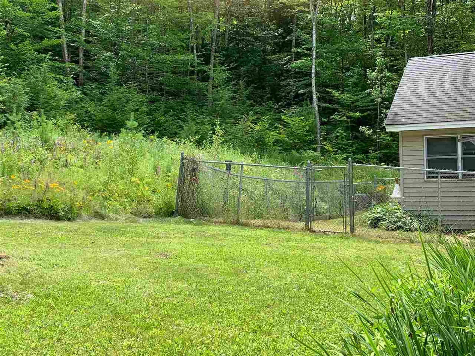 16 Gould Road Canaan NH 03741