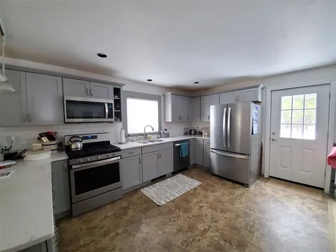 16 Gould Road Canaan NH 03741