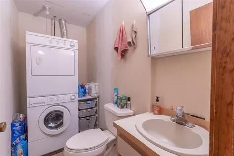 9 Blackstone Drive Nashua NH 03063