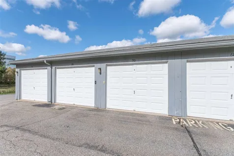 9 Blackstone Drive Nashua NH 03063