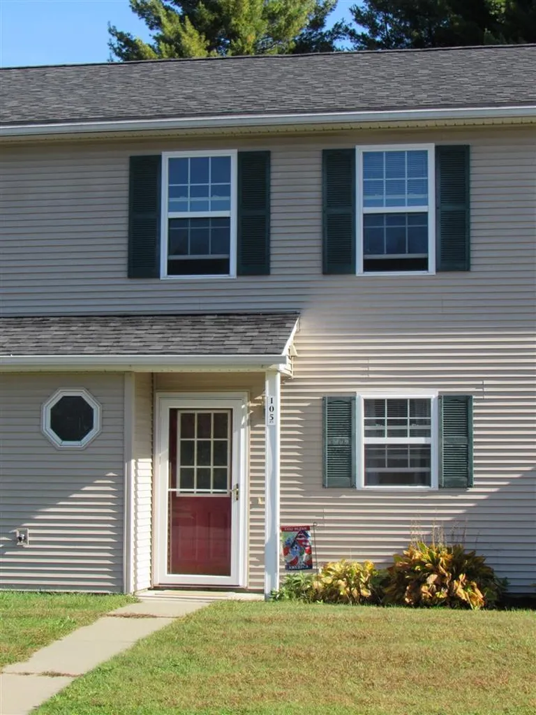 43 Colonial Road Fairfax VT 05454