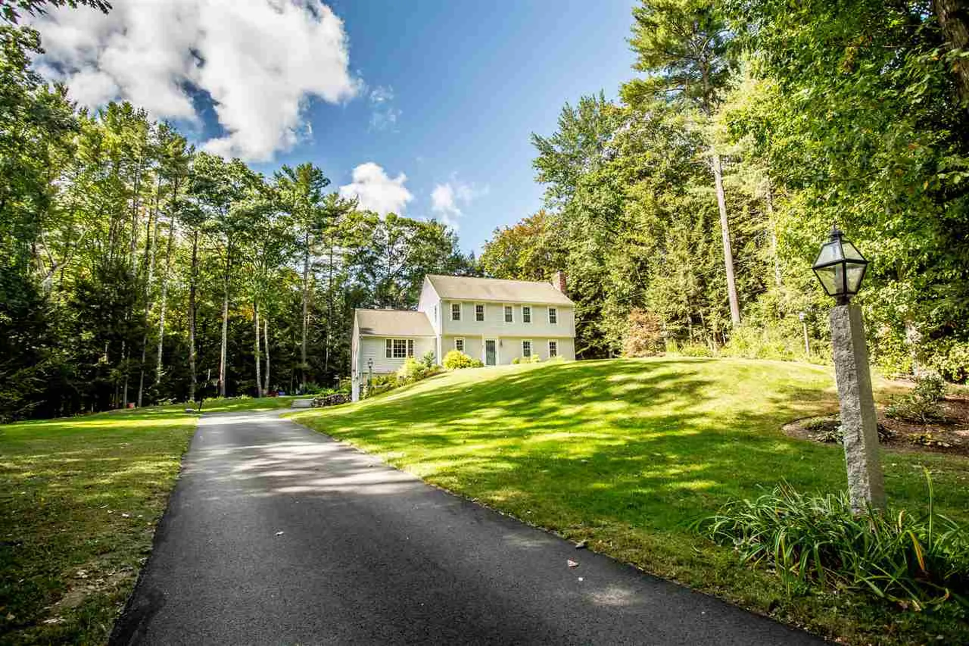 37 Buckridge Drive Amherst NH 03031