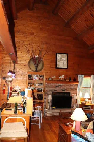 159 Sugar House Road Dummerston VT 05301