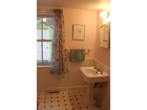 6 Walnut Street Burlington VT 05401