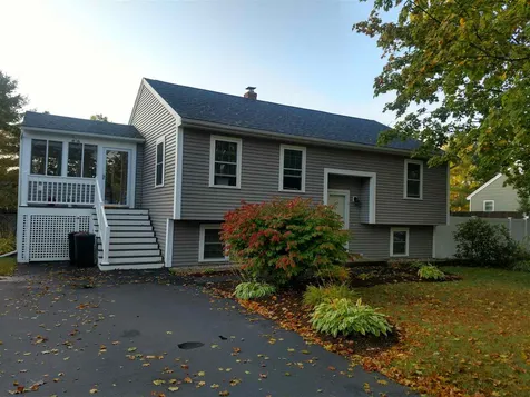 6 Chesterfield Drive Concord NH 03301