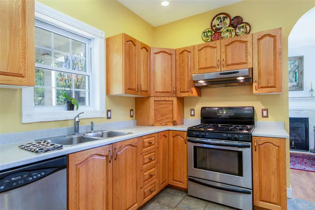 257 Upper Meadow Lane Charlotte VT 05445