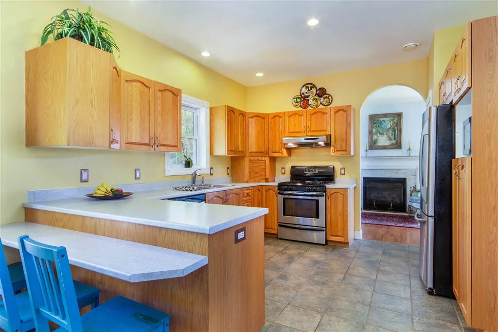 257 Upper Meadow Lane Charlotte VT 05445