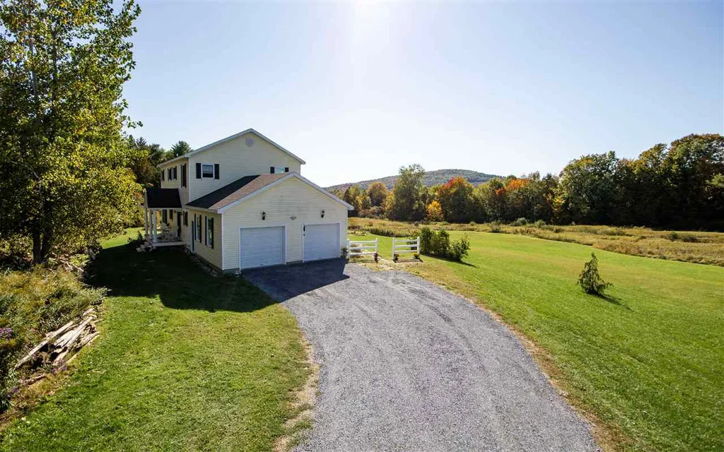 257 Upper Meadow Lane Charlotte VT 05445