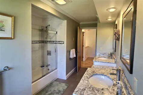 2b North Peak Village Newbury NH 03255