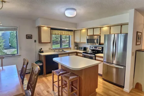 2b North Peak Village Newbury NH 03255