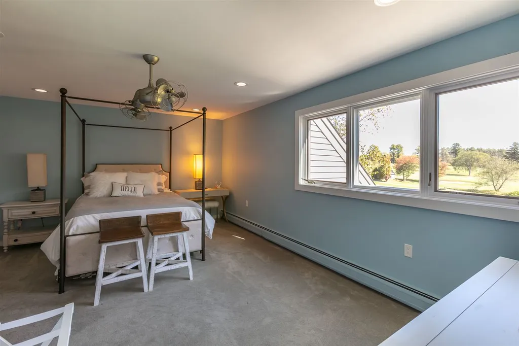 11 The Seasons Road New London NH 03257