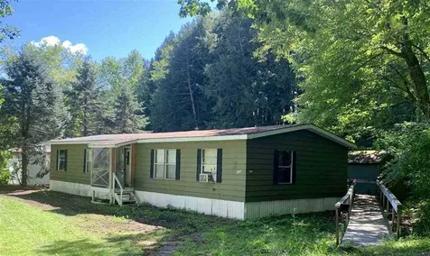 105 Oriole Avenue Keene NH 03431