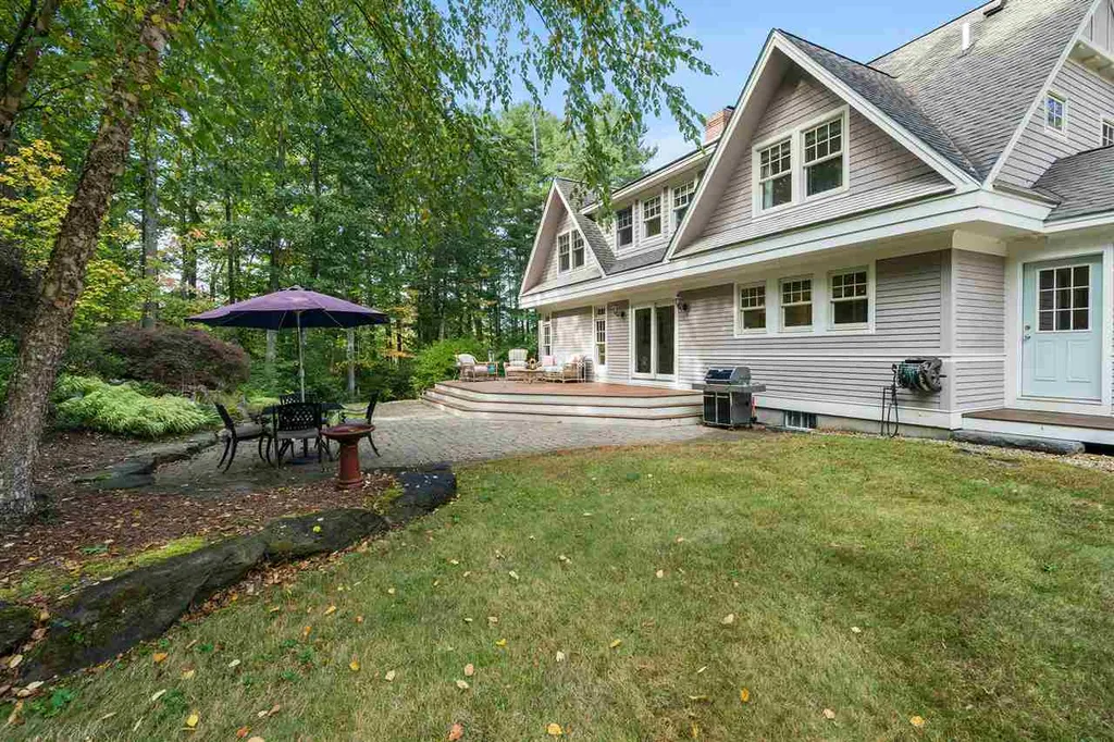 55 Nartoff Road Hollis NH 03049
