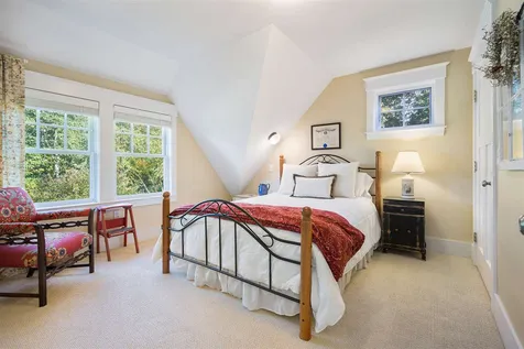 55 Nartoff Road Hollis NH 03049