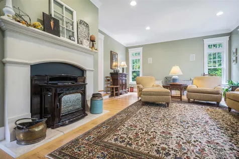 55 Nartoff Road Hollis NH 03049