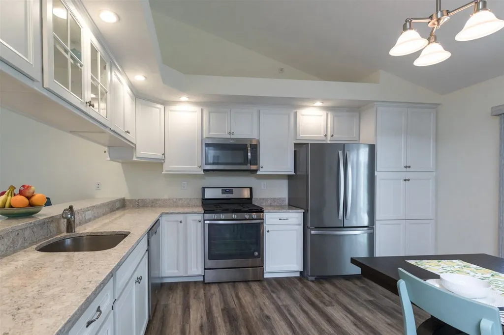 23 Stevens Court Atkinson NH 03811