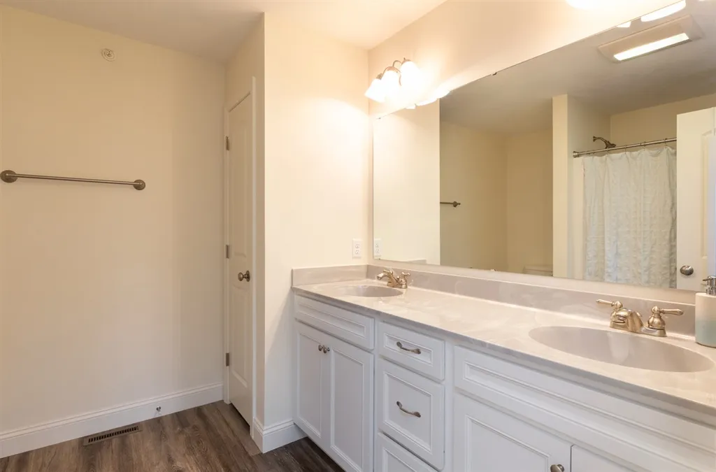 23 Stevens Court Atkinson NH 03811
