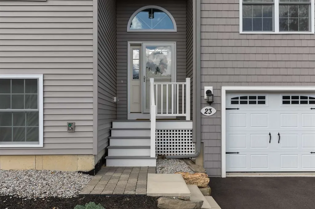 23 Stevens Court Atkinson NH 03811