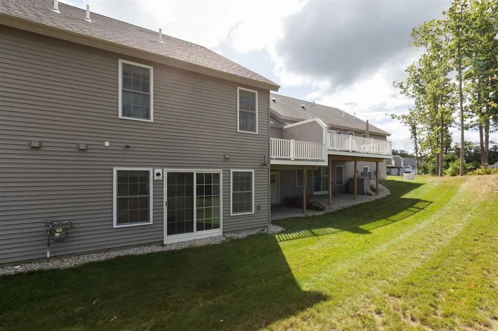 23 Stevens Court Atkinson NH 03811
