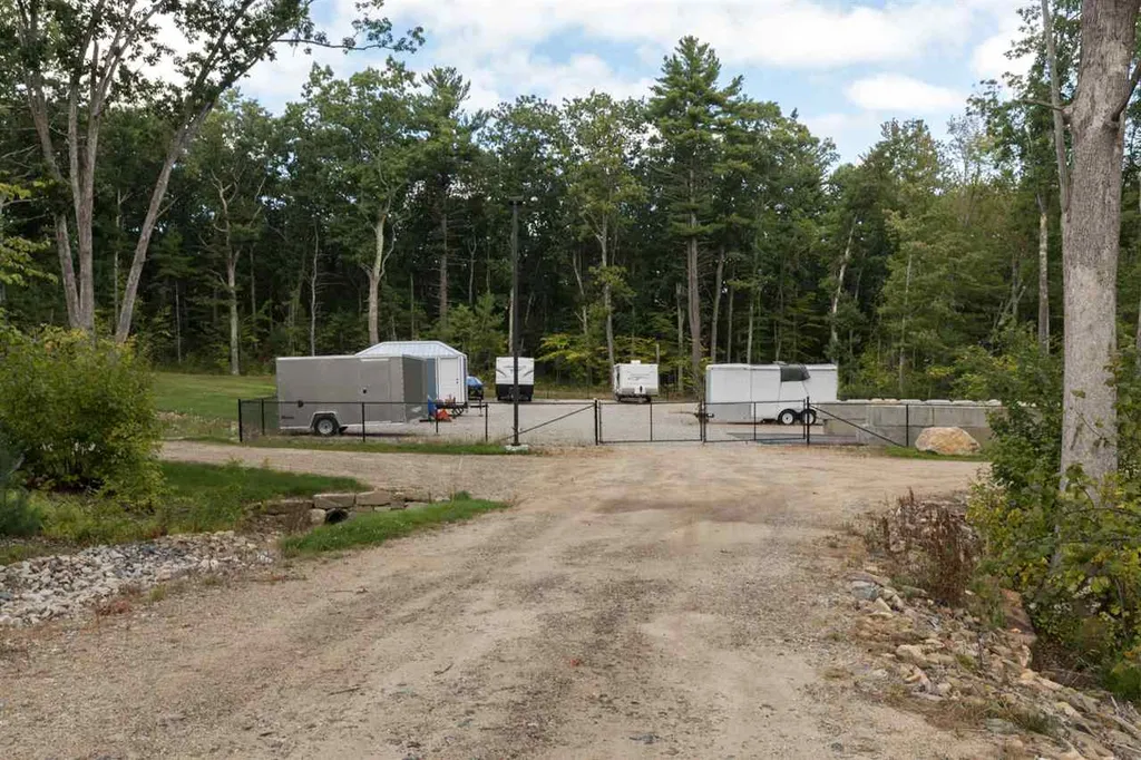 23 Stevens Court Atkinson NH 03811