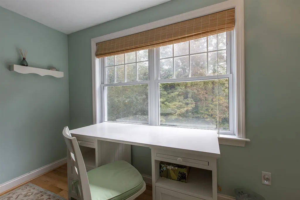 83 Lovering Road North Hampton NH 03862