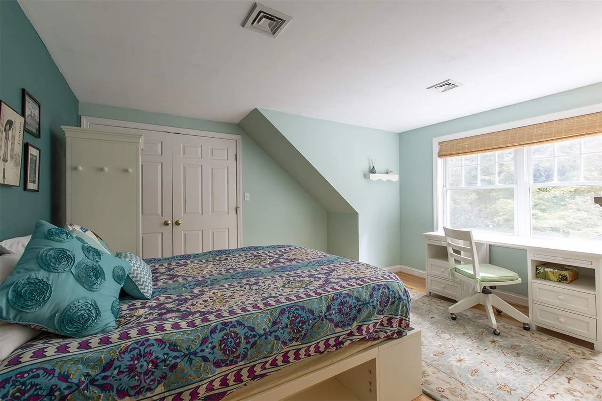 83 Lovering Road North Hampton NH 03862