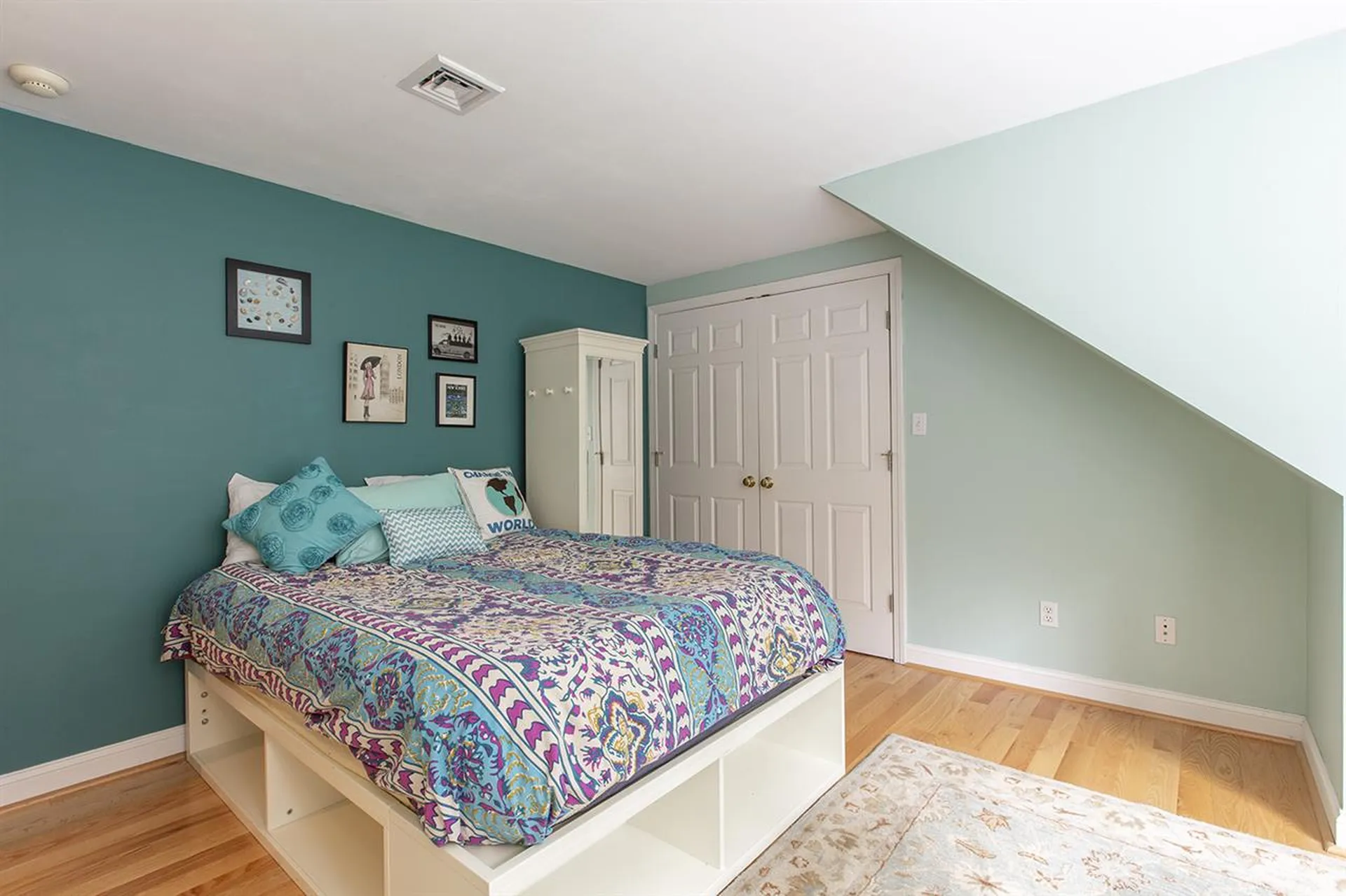 83 Lovering Road North Hampton NH 03862