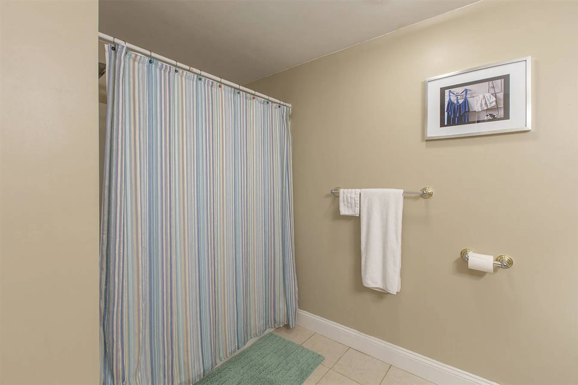 83 Lovering Road North Hampton NH 03862