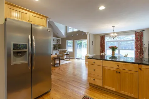 83 Lovering Road North Hampton NH 03862