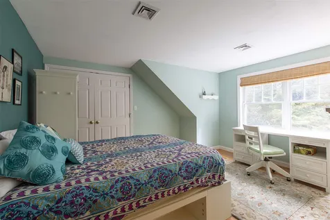 83 Lovering Road North Hampton NH 03862