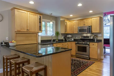 83 Lovering Road North Hampton NH 03862