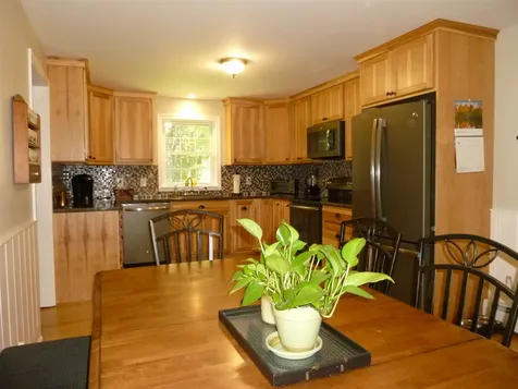 197 Bog Road Hillsborough NH 03244