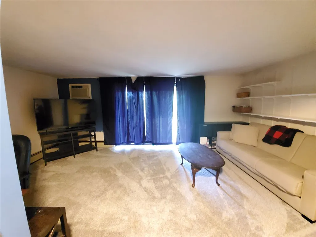 14 N Browning Court Pembroke NH 03275
