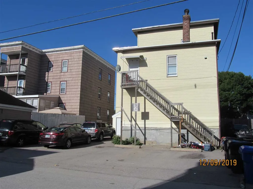 585-587 Rimmon Street Manchester NH 03102