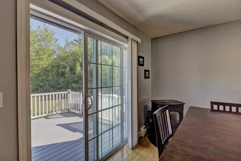 16 North Ridge Road Bradford NH 03221