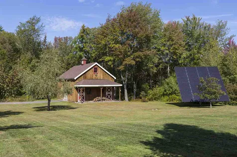 16 North Ridge Road Bradford NH 03221