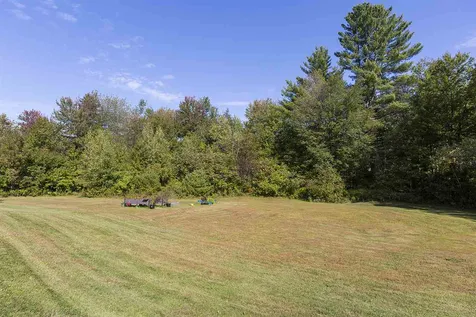 16 North Ridge Road Bradford NH 03221