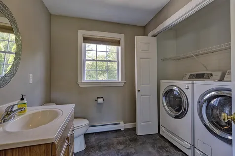 16 North Ridge Road Bradford NH 03221