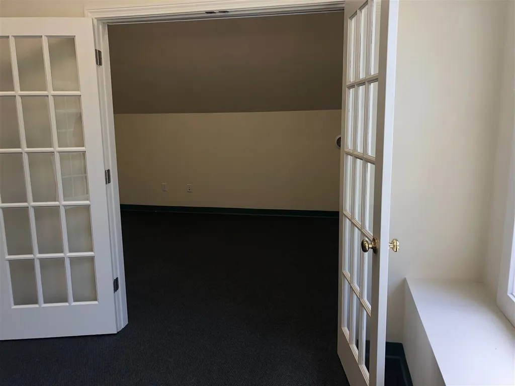 2 Starwood Drive Hampstead NH 03841