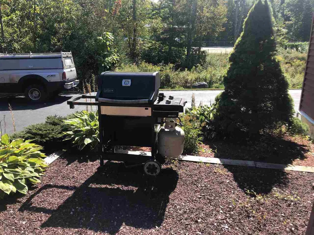 2 Starwood Drive Hampstead NH 03841