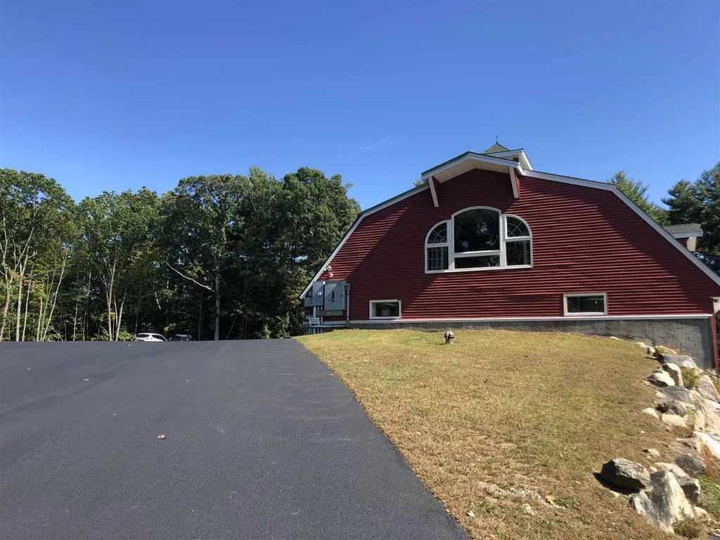 2 Starwood Drive Hampstead NH 03841
