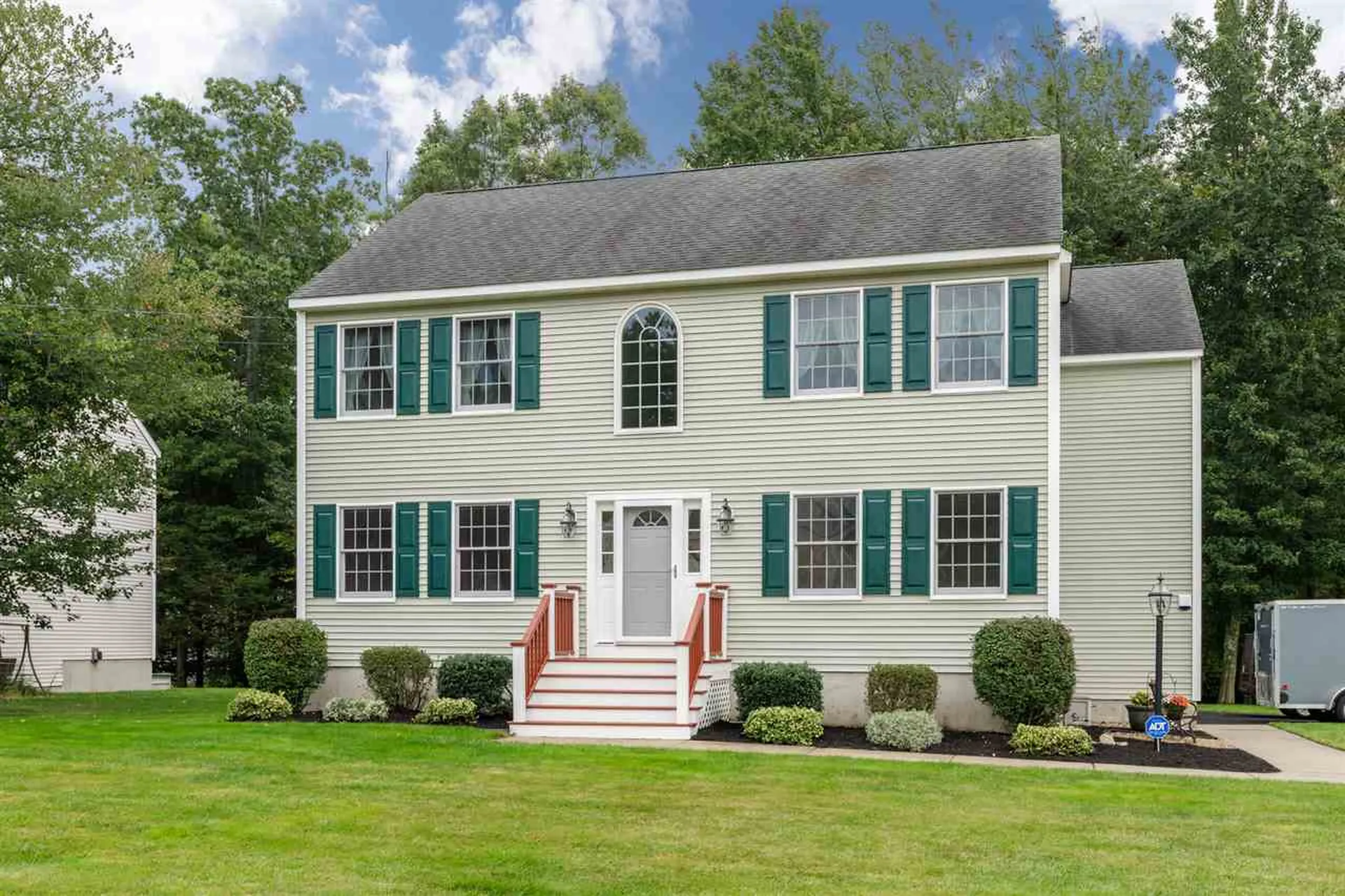 37 Belgian Drive Seabrook NH 03874