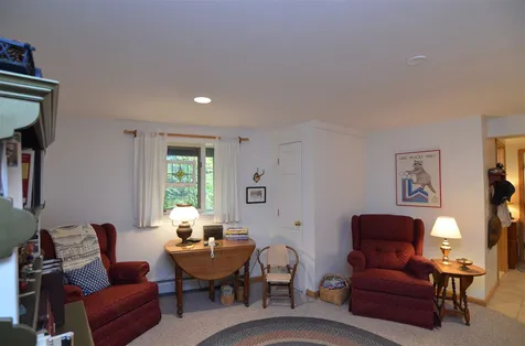 30 Hummingbird Hill Grantham NH 03753