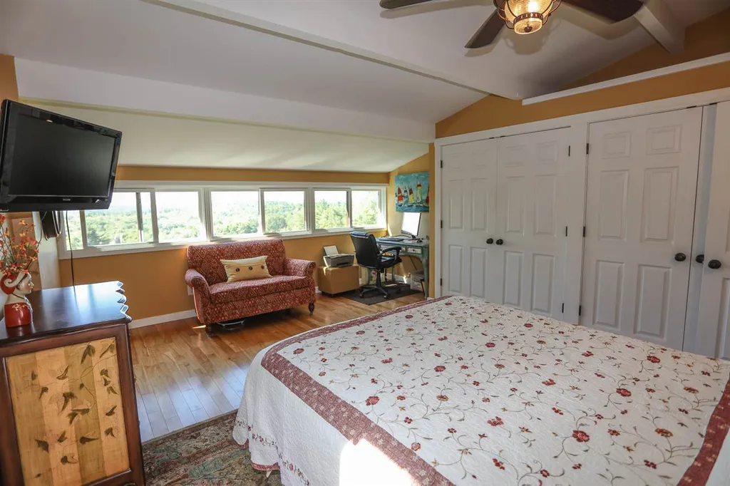 71 Tonset Slope Sunapee NH 03782