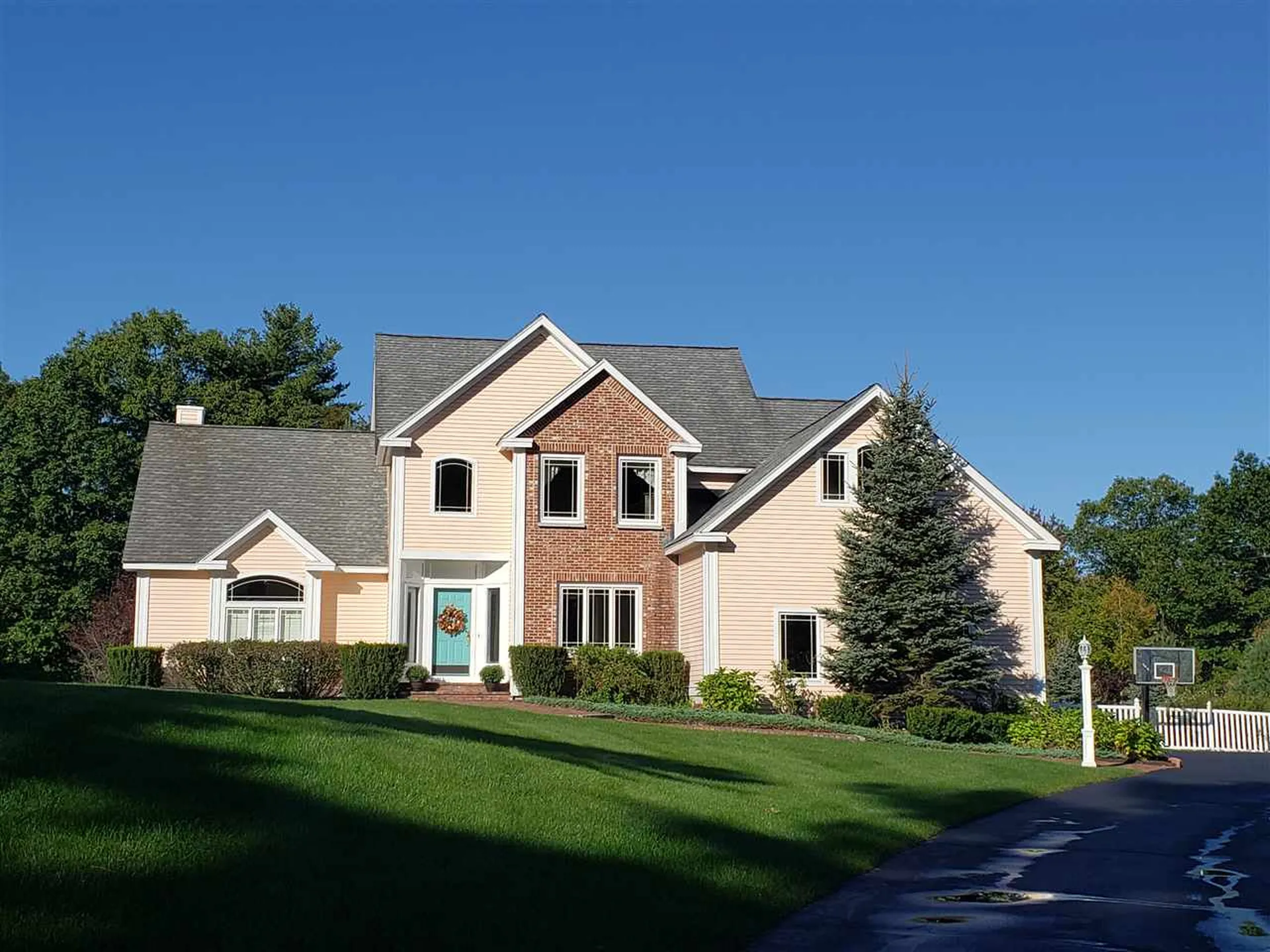 37 Londonderry Road Windham NH 03087